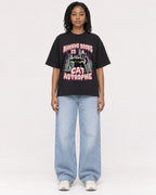 Mockup Boxy Heavyweight Tee Black female full-body 15