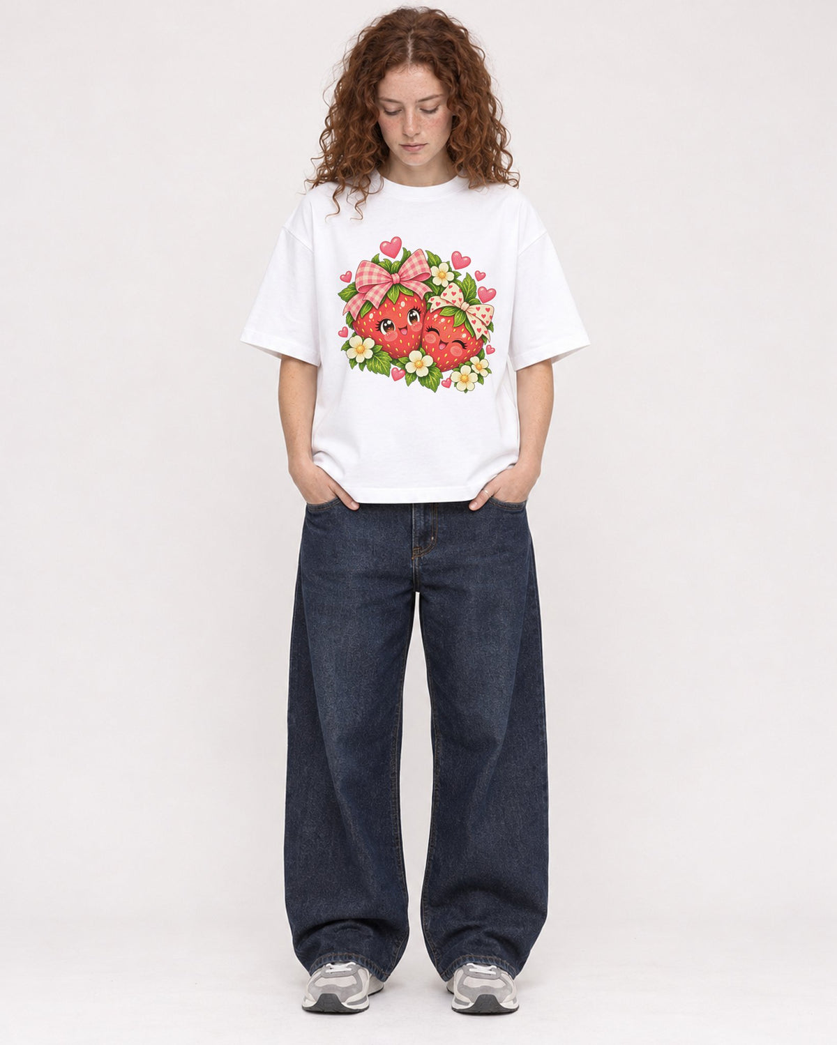 Mockup Boxy Heavyweight Tee White female full-body 09