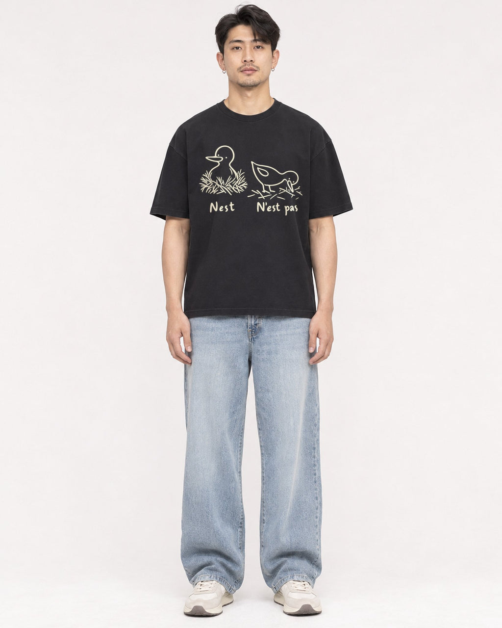 Mockup Boxy Heavyweight Tee Black male full-body 13