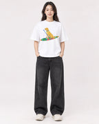 Mockup Boxy Heavyweight Tee White female full-body 03