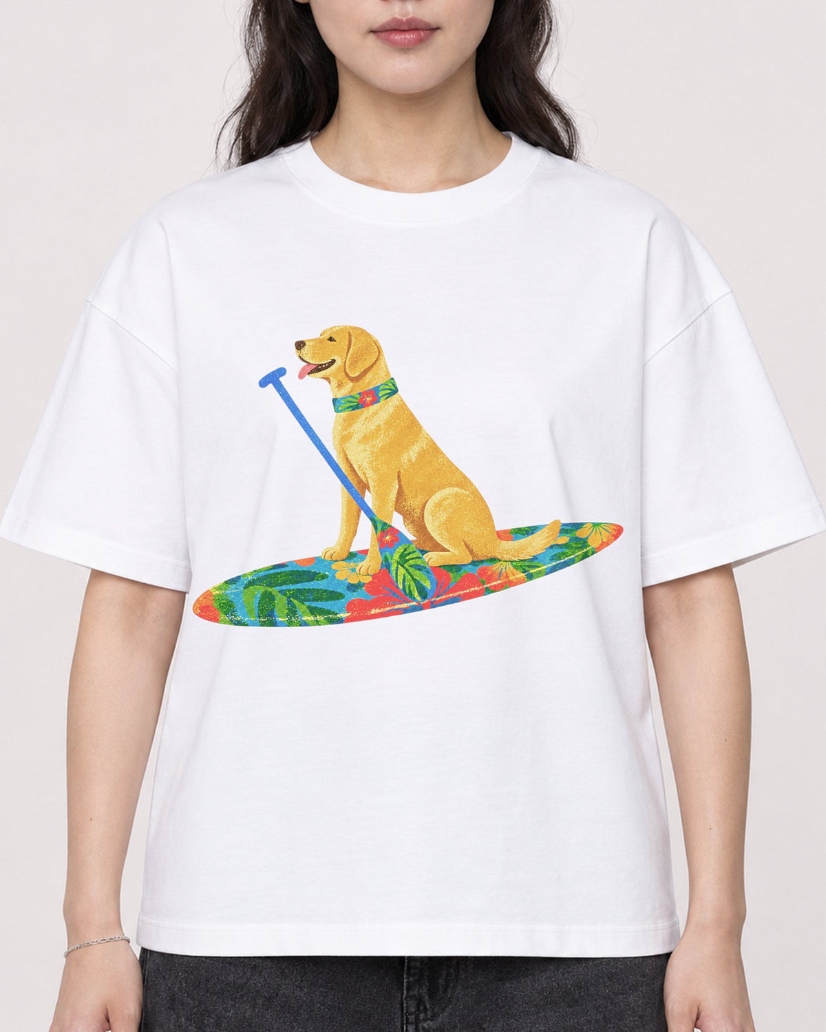 Mockup Boxy Heavyweight Tee White female close-up 03