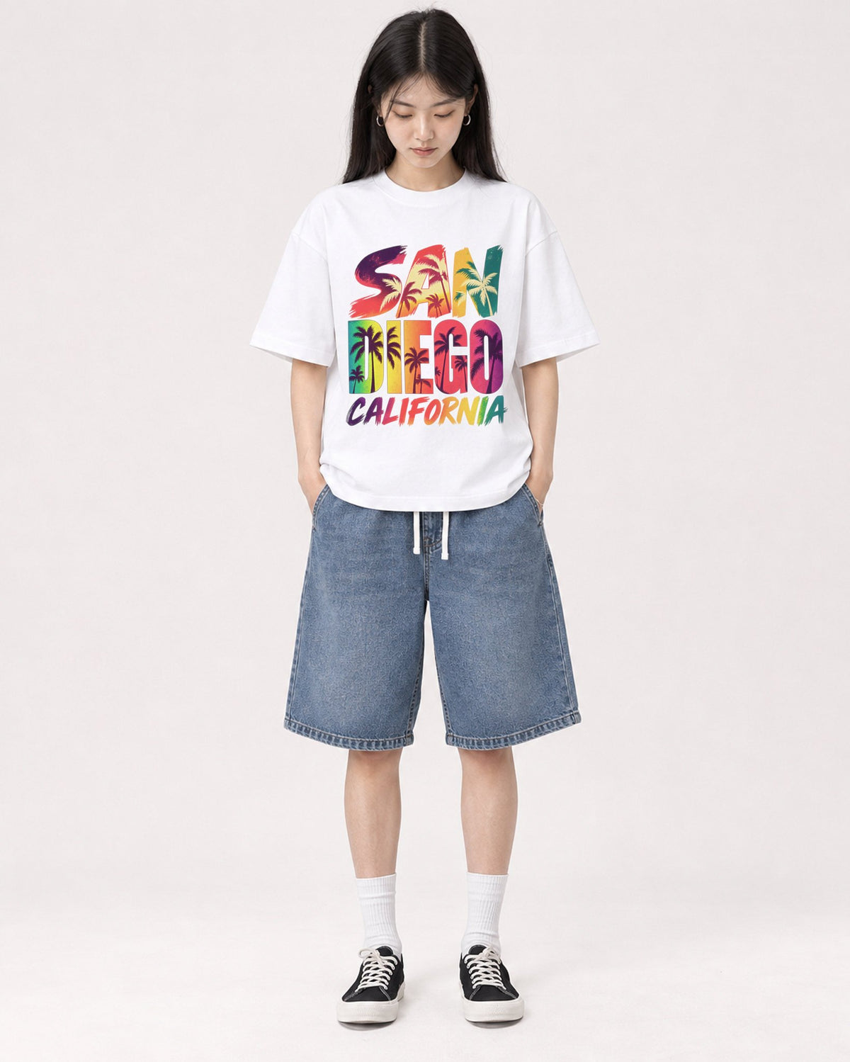 Mockup Boxy Heavyweight Tee White female full-body 01