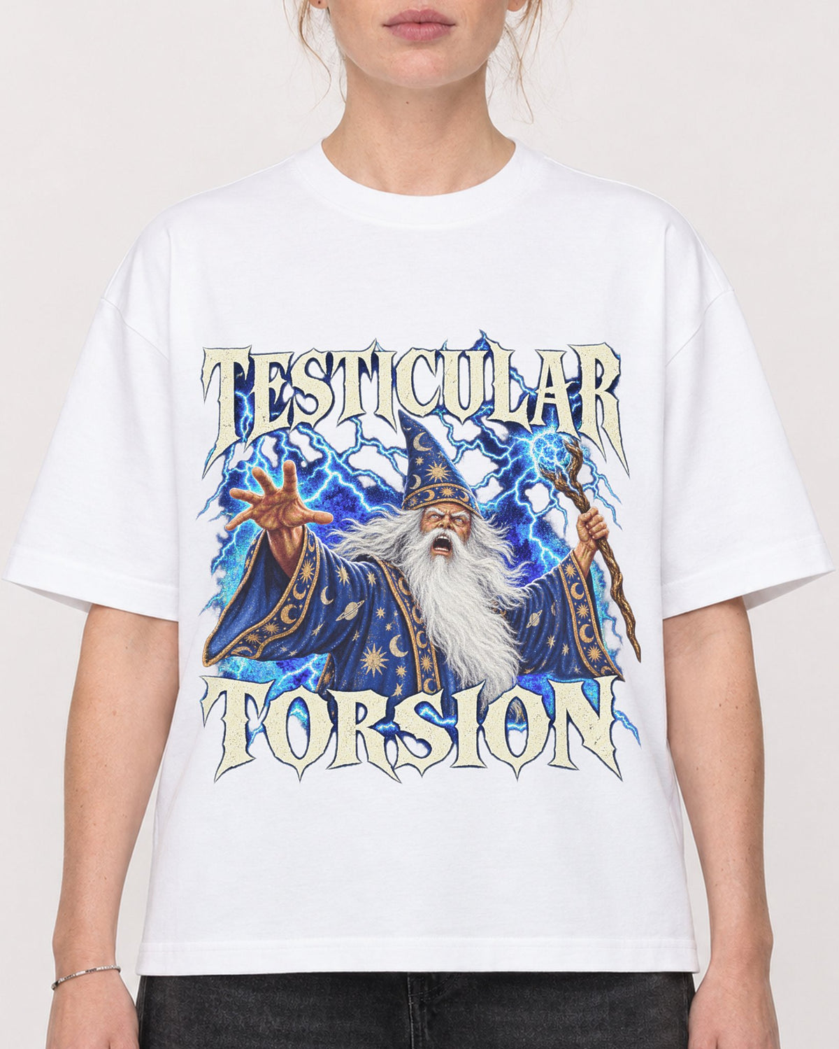 Mockup Boxy Heavyweight Tee White female close-up 28