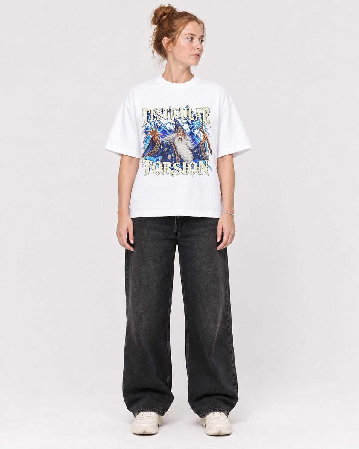 Mockup Boxy Heavyweight Tee White female full-body 28