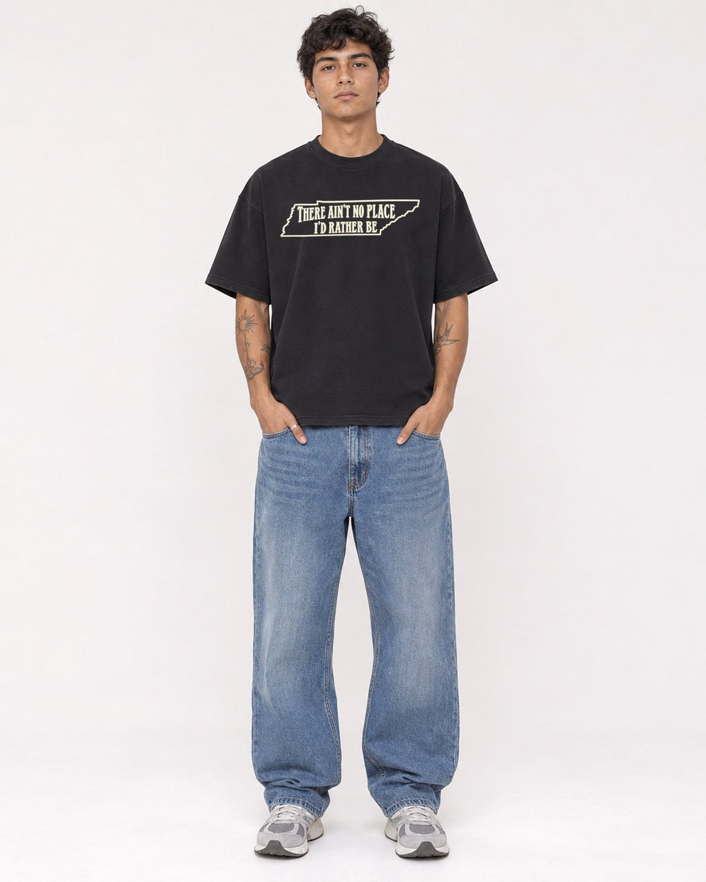 Mockup Boxy Heavyweight Tee Black male full-body 06