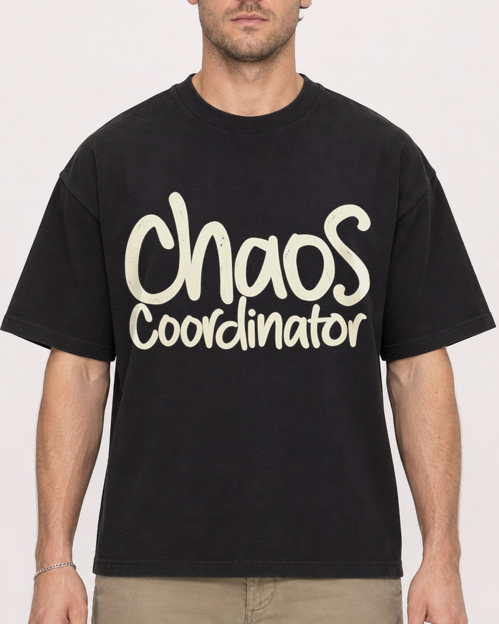 Mockup Boxy Heavyweight Tee Black male close-up 08