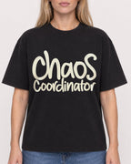 Mockup Boxy Heavyweight Tee Black female close-up 08