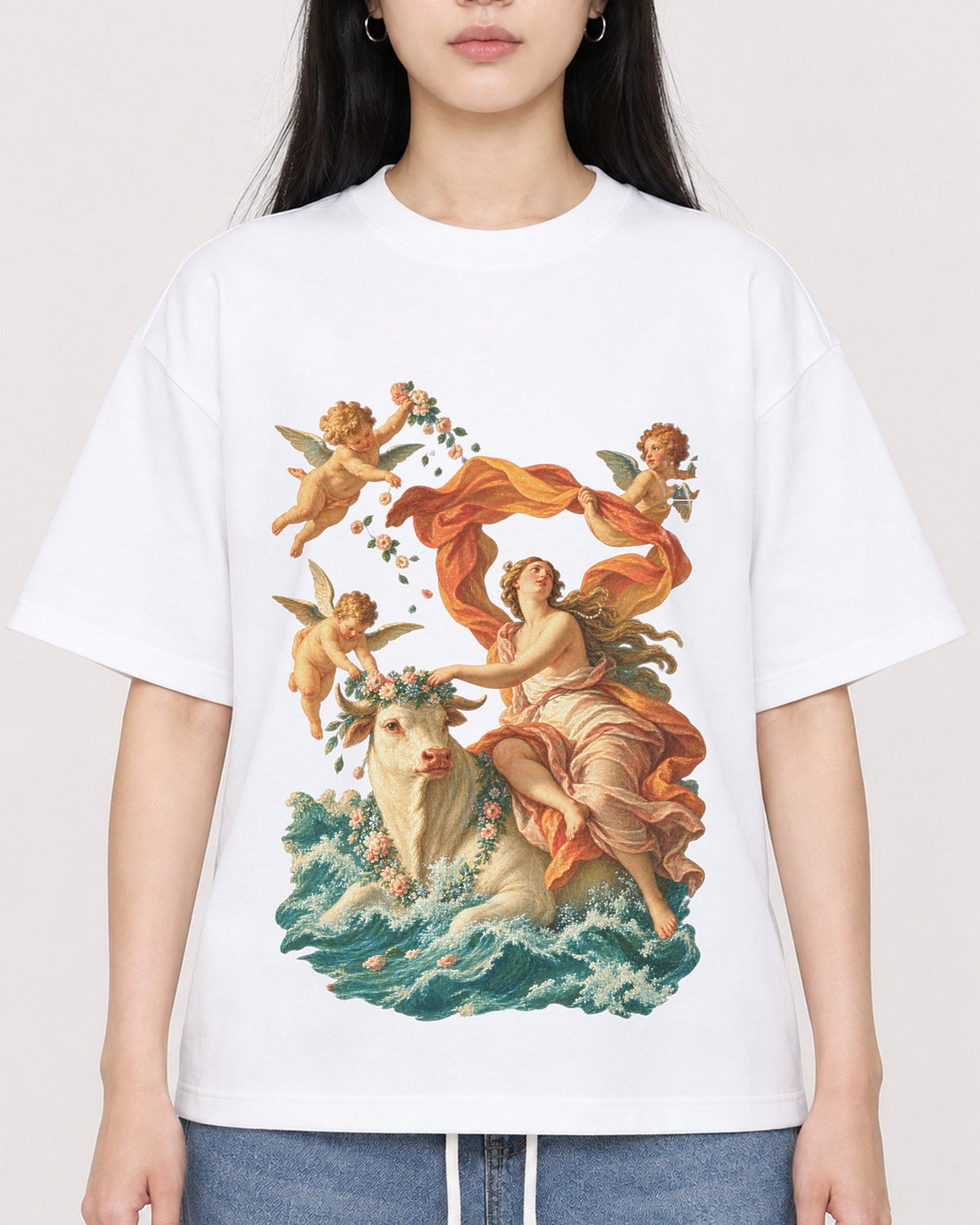 Mockup Boxy Heavyweight Tee White female close-up 01