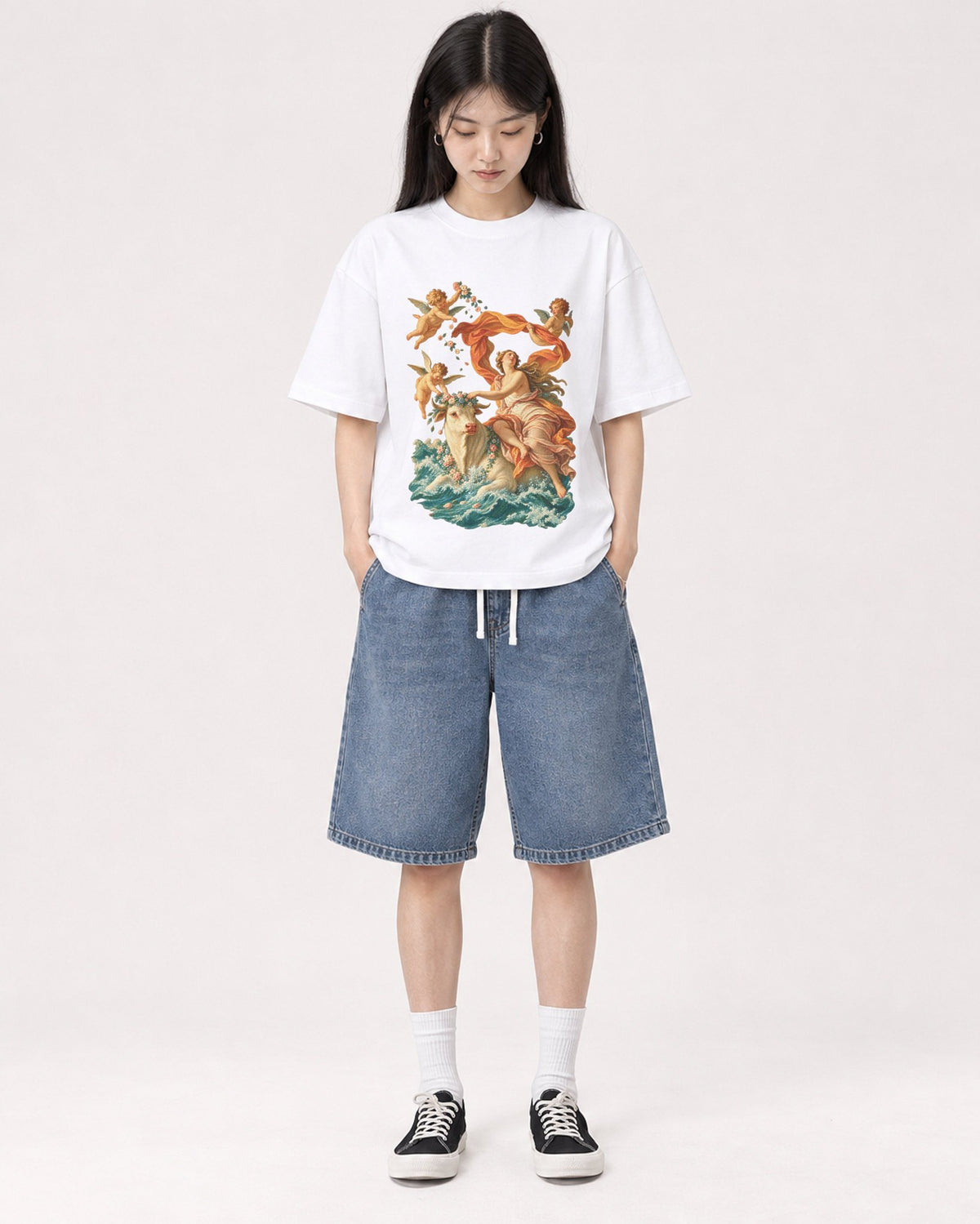 Mockup Boxy Heavyweight Tee White female full-body 01