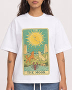 Mockup Boxy Heavyweight Tee White female close-up 06