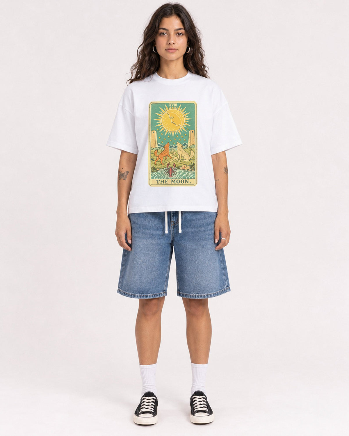 Mockup Boxy Heavyweight Tee White female full-body 06