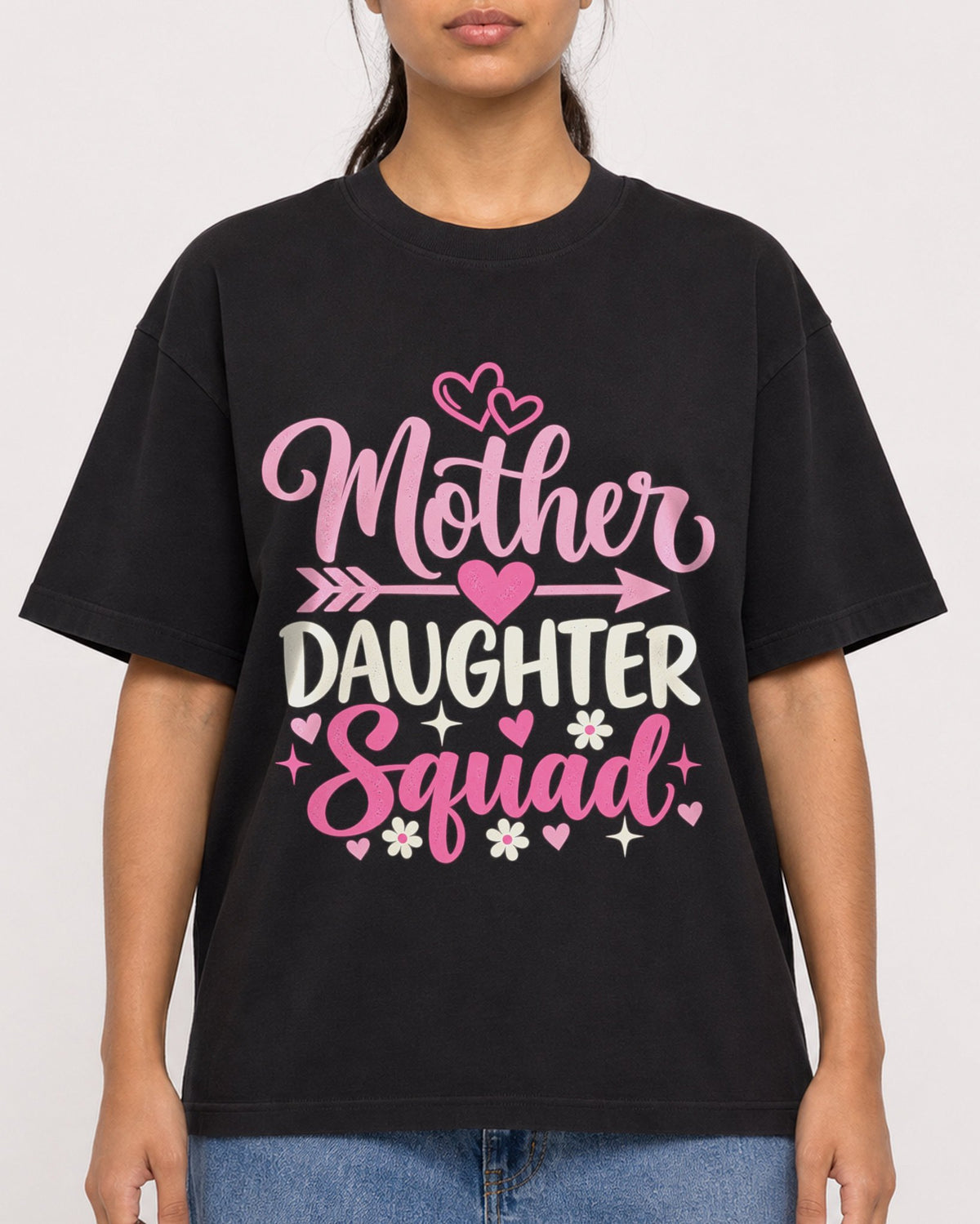 Mockup Boxy Heavyweight Tee Black female close-up 16