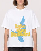 Mockup Boxy Heavyweight Tee White female close-up 18