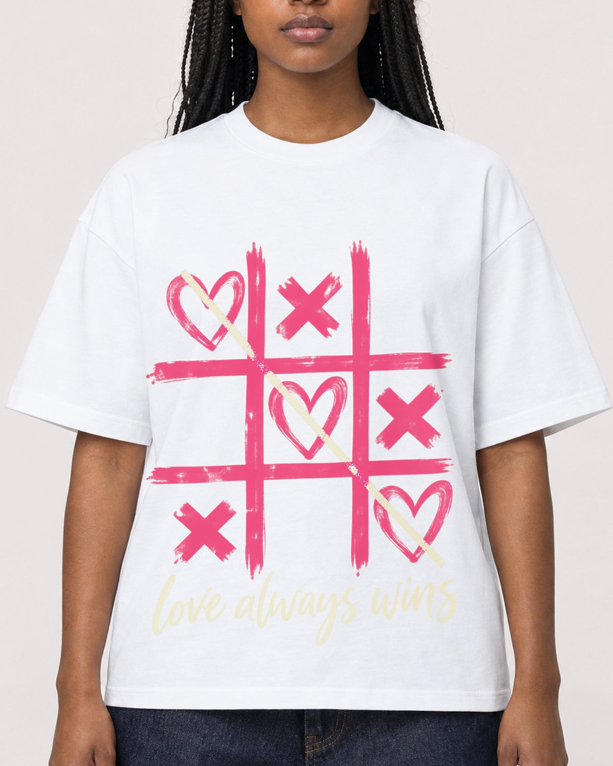 Mockup Boxy Heavyweight Tee White female close-up 04