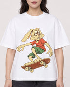 Mockup Boxy Heavyweight Tee White female close-up 03
