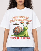 Mockup Boxy Heavyweight Tee White female close-up 10
