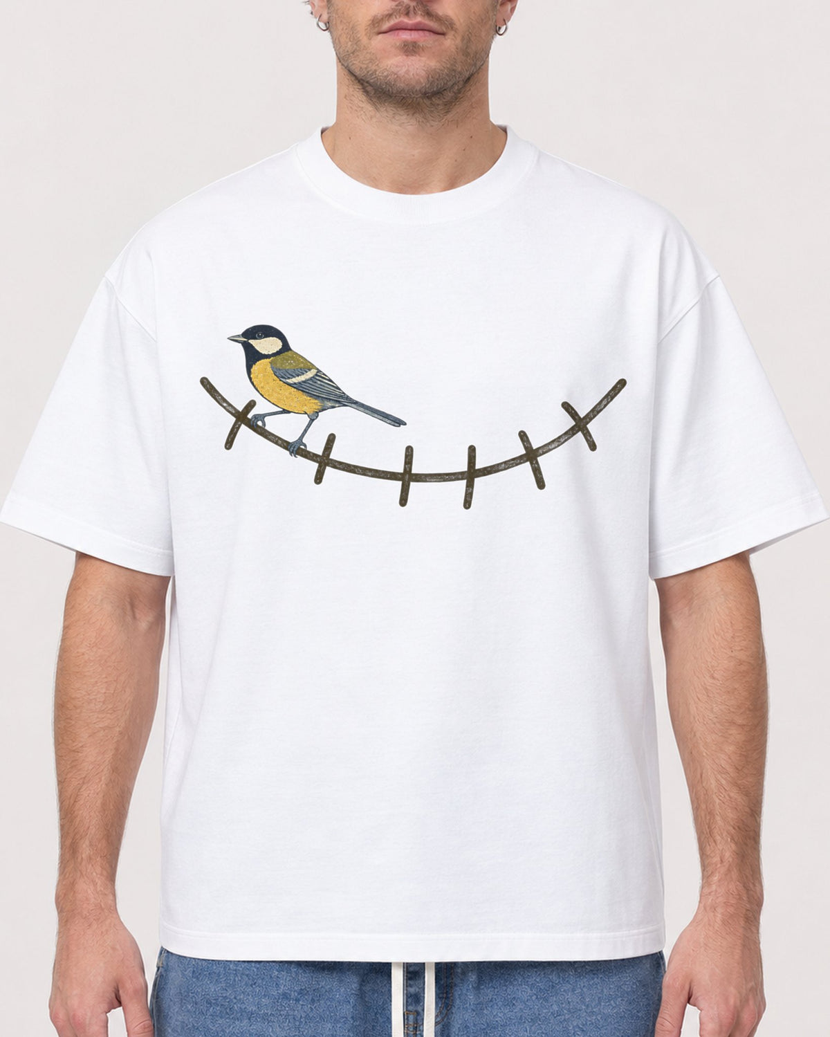 Mockup Boxy Heavyweight Tee White male close-up 08