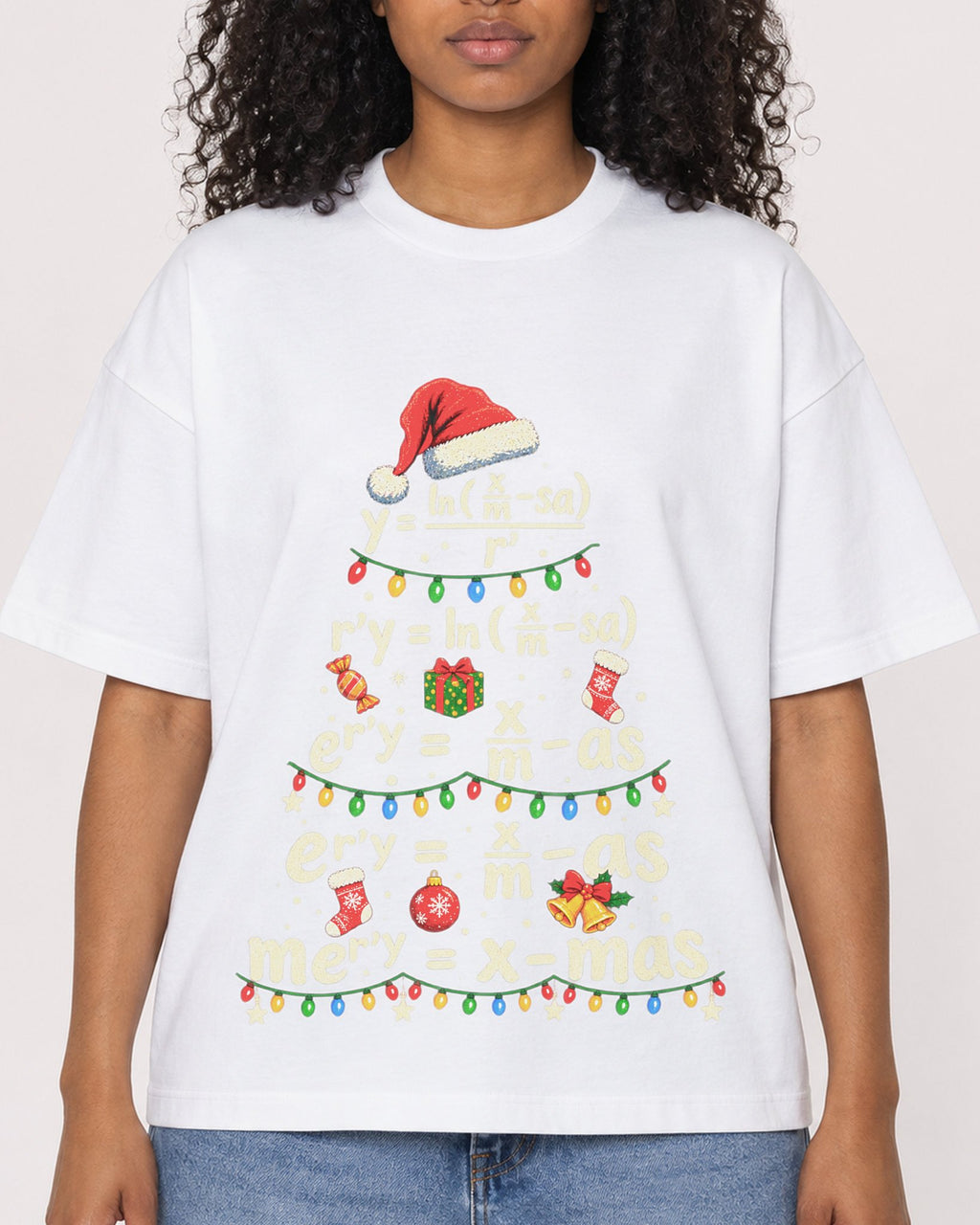 Mockup Boxy Heavyweight Tee White female close-up 05