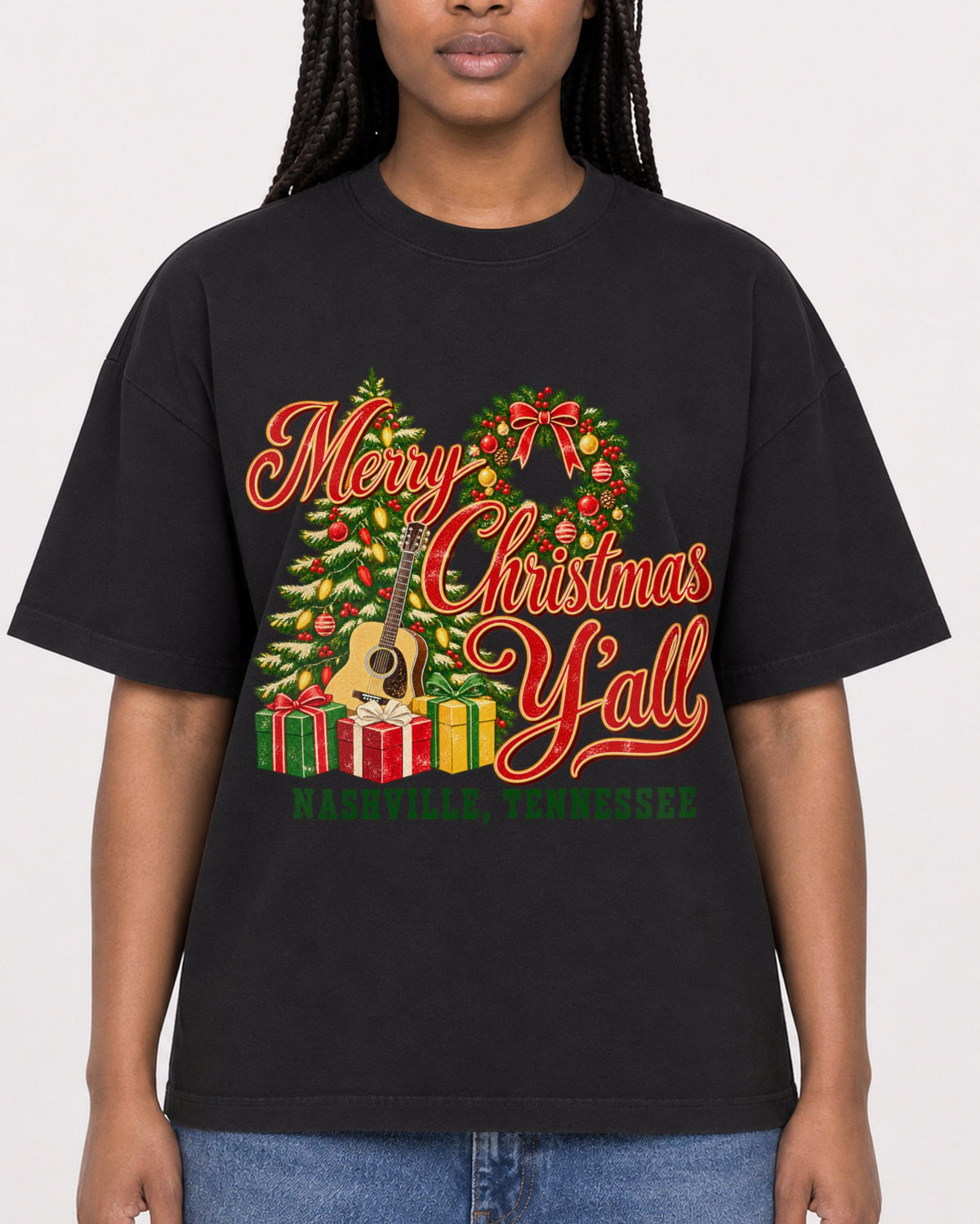 Mockup Boxy Heavyweight Tee Black female close-up 04
