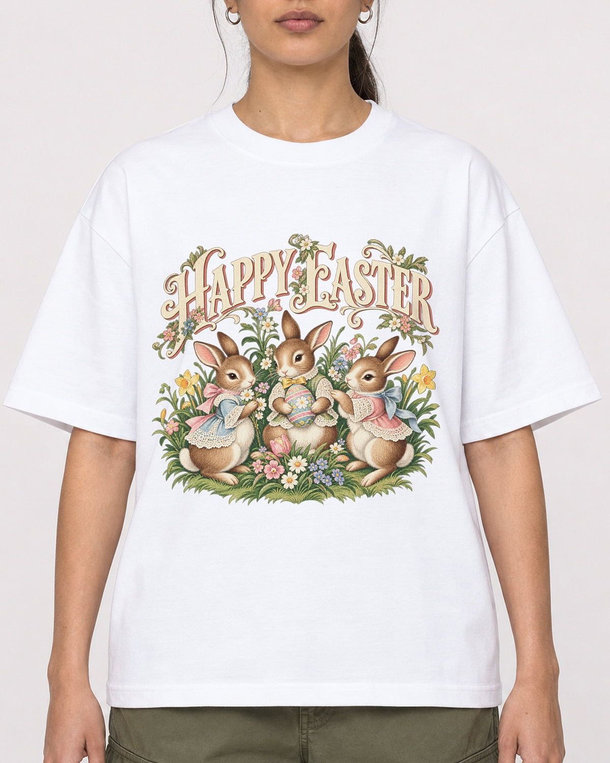Mockup Boxy Heavyweight Tee White female close-up 47