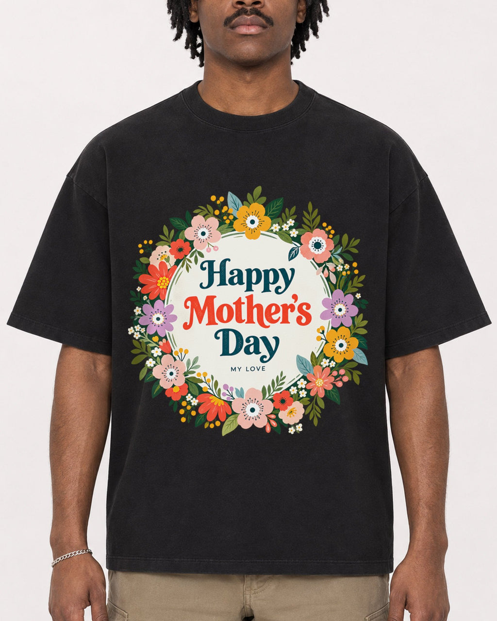 Mockup Boxy Heavyweight Tee Black male close-up 04