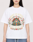 Mockup Boxy Heavyweight Tee White female close-up 01