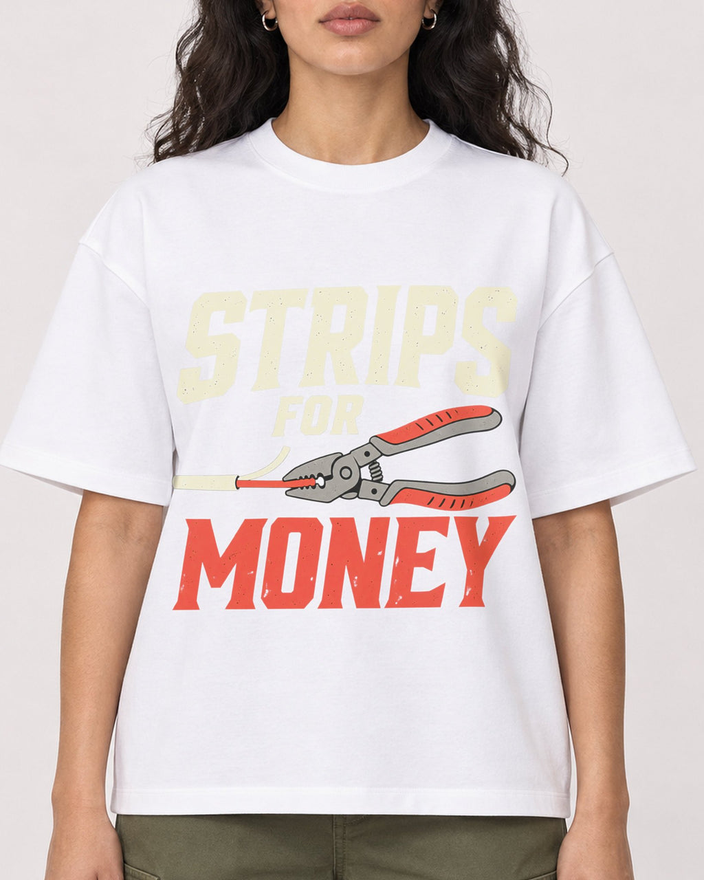 Mockup Boxy Heavyweight Tee White female close-up 07