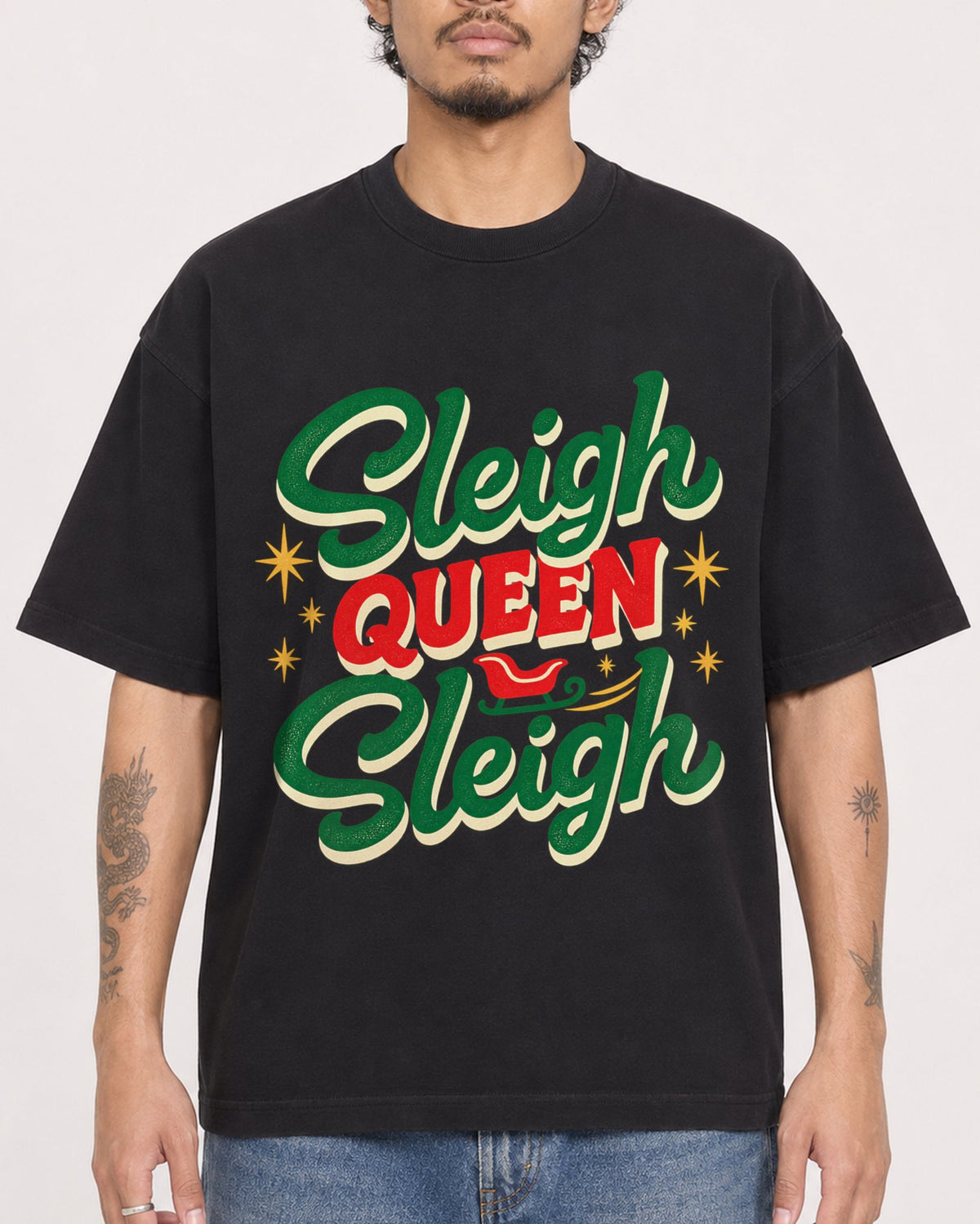 Mockup Boxy Heavyweight Tee Black male close-up 42