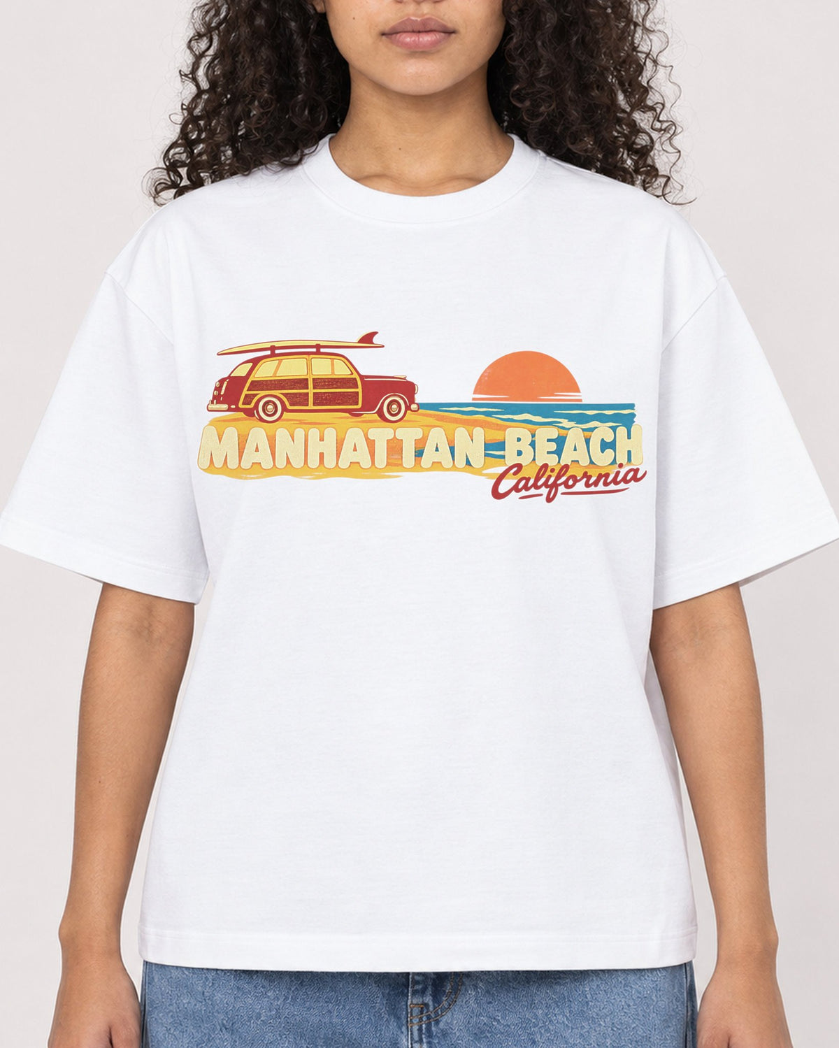 Mockup Boxy Heavyweight Tee White female close-up 10