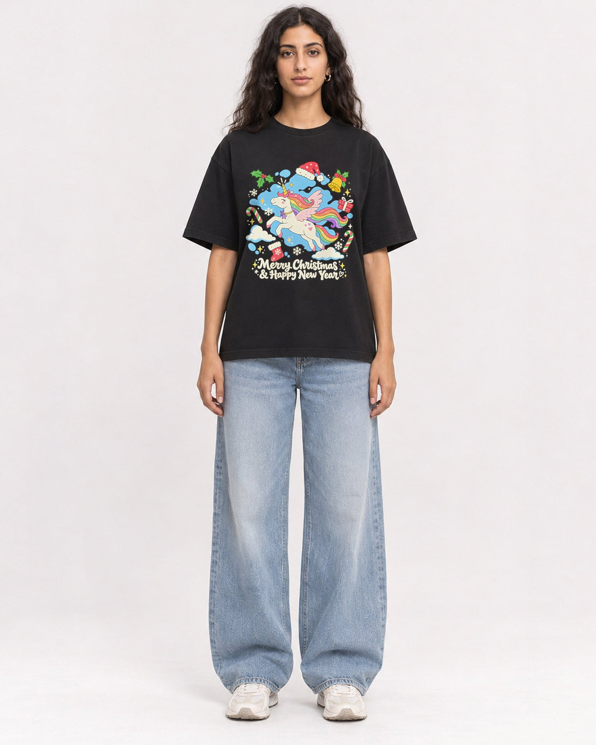 Mockup Boxy Heavyweight Tee Black female full-body 07