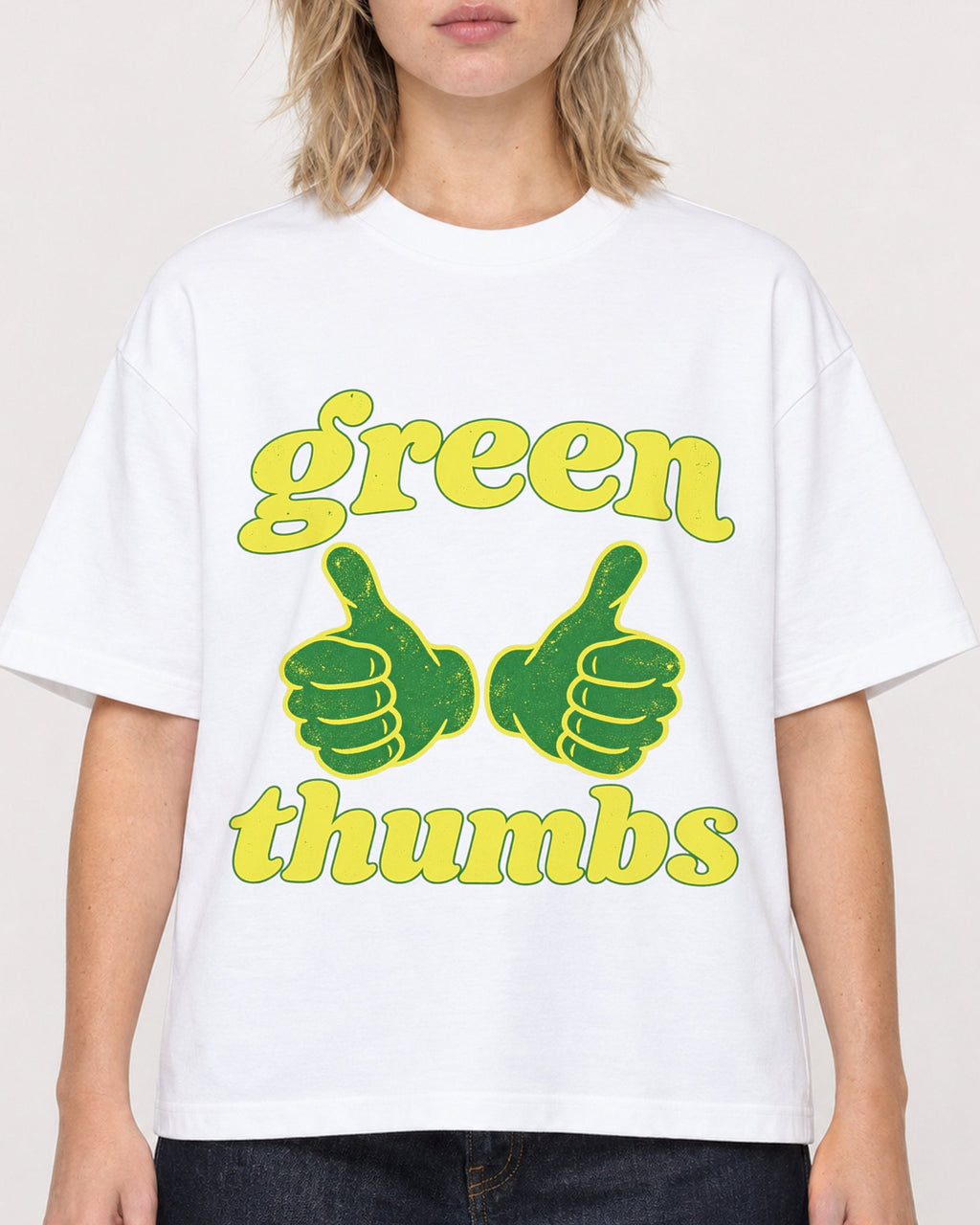 Mockup Boxy Heavyweight Tee White female close-up 19
