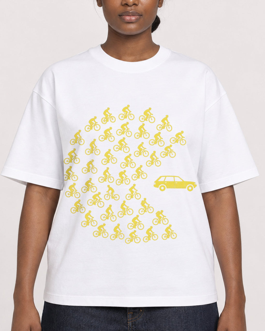 Mockup Boxy Heavyweight Tee White female close-up 34