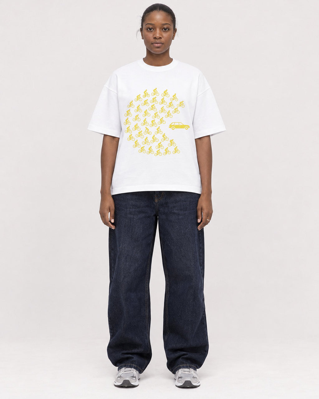 Mockup Boxy Heavyweight Tee White female full-body 34