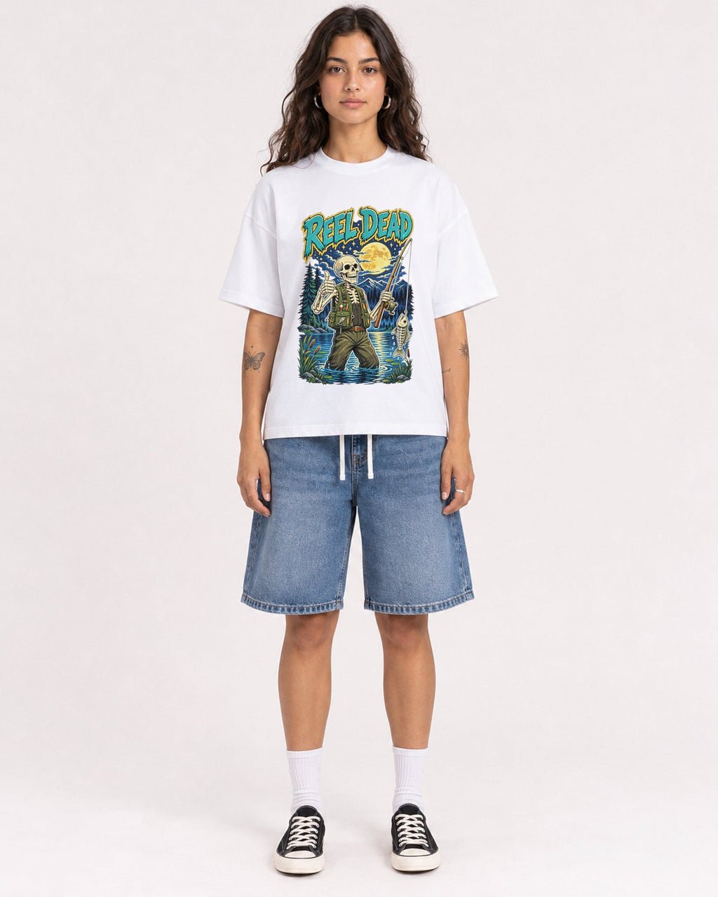 Mockup Boxy Heavyweight Tee White female full-body 06
