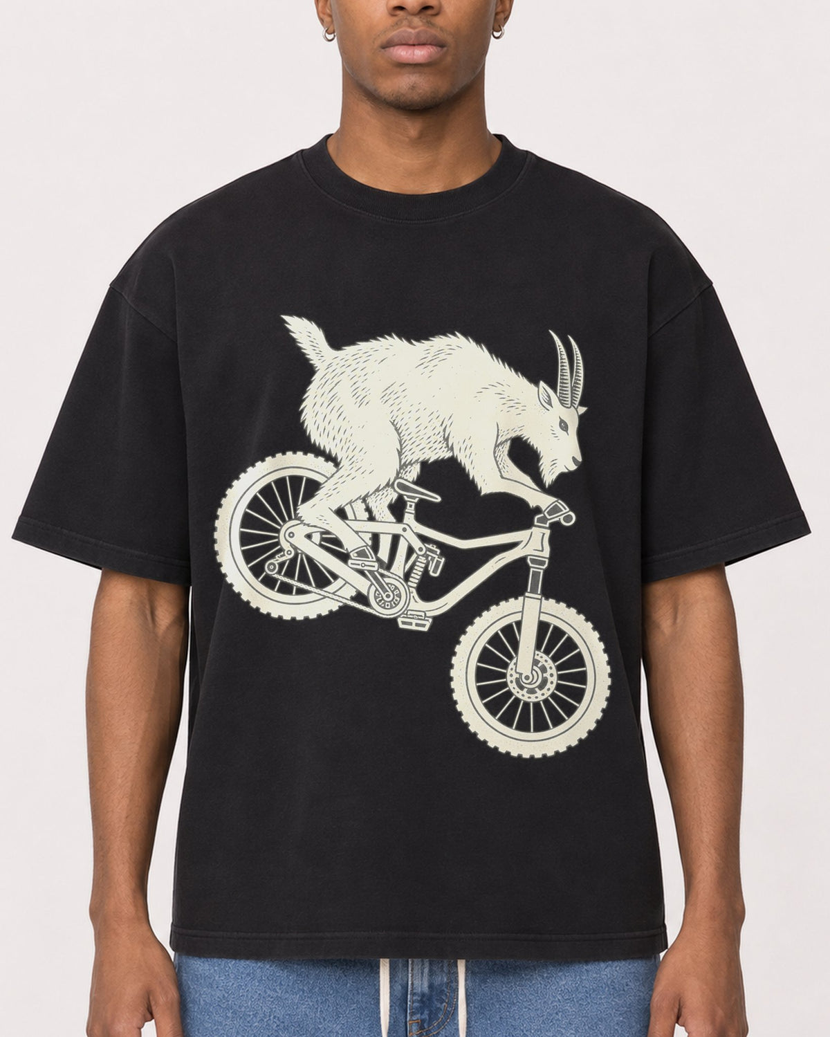 Mockup Boxy Heavyweight Tee Black male close-up 35