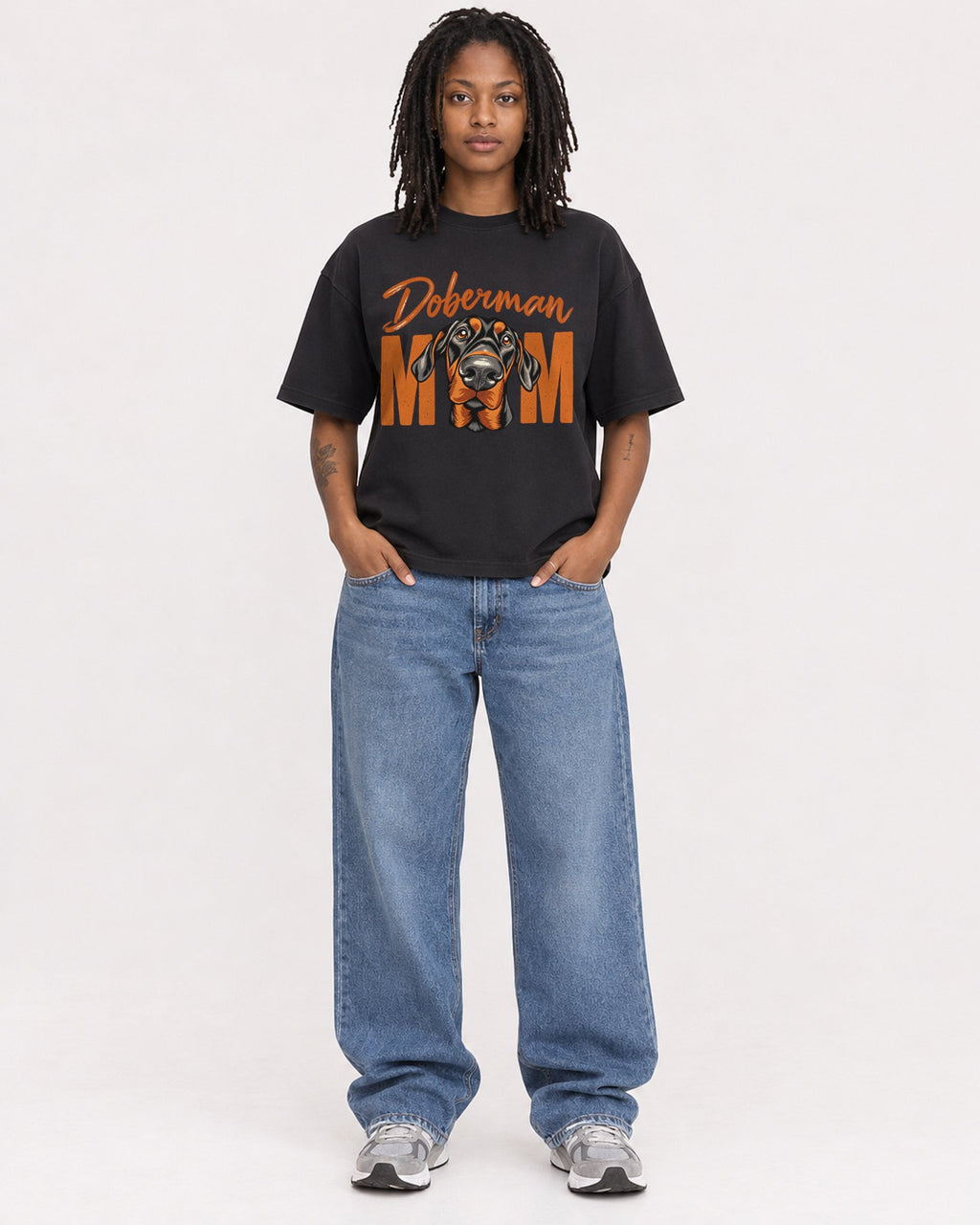 Mockup Boxy Heavyweight Tee Black female full-body 24