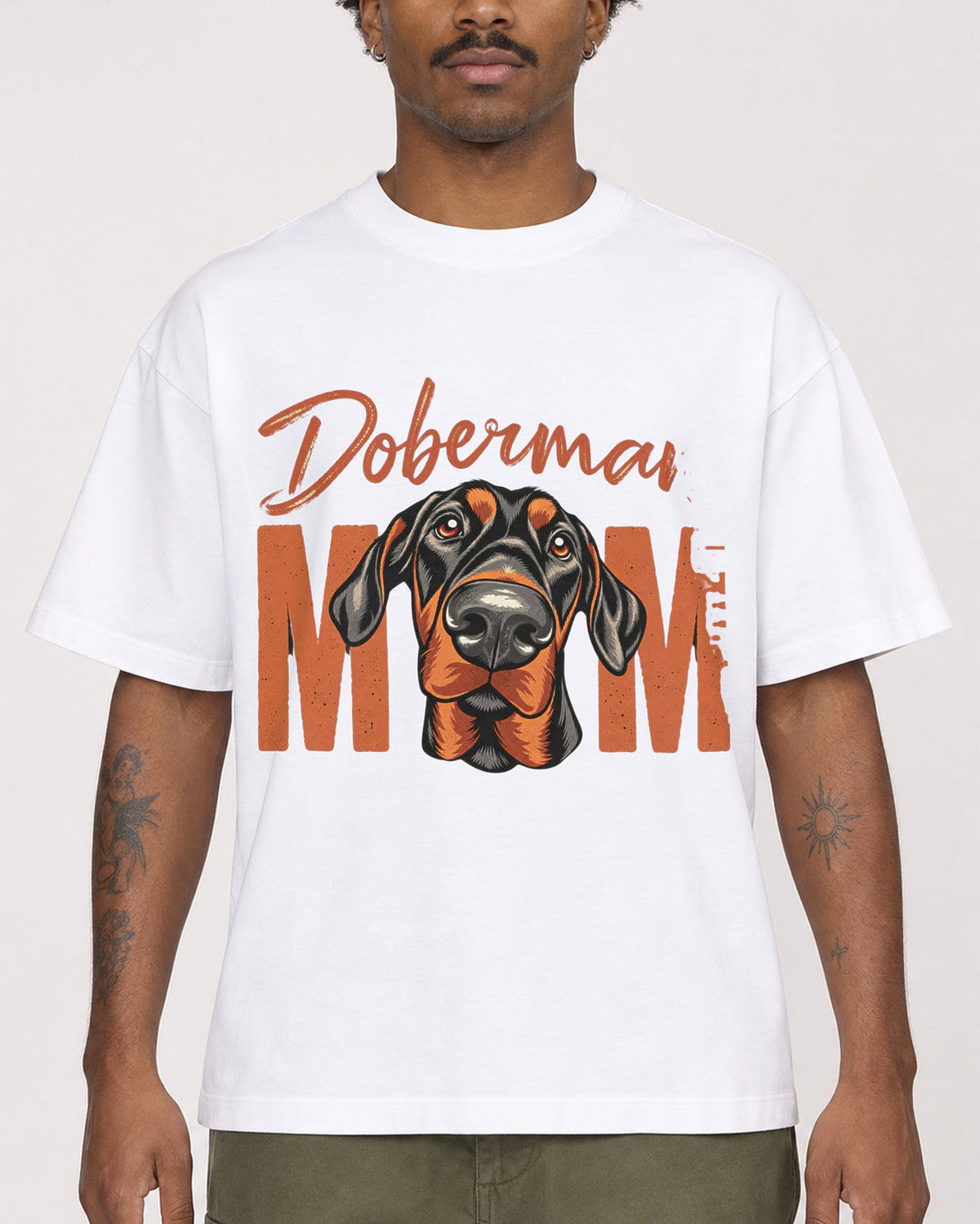 Mockup Boxy Heavyweight Tee White male close-up 24