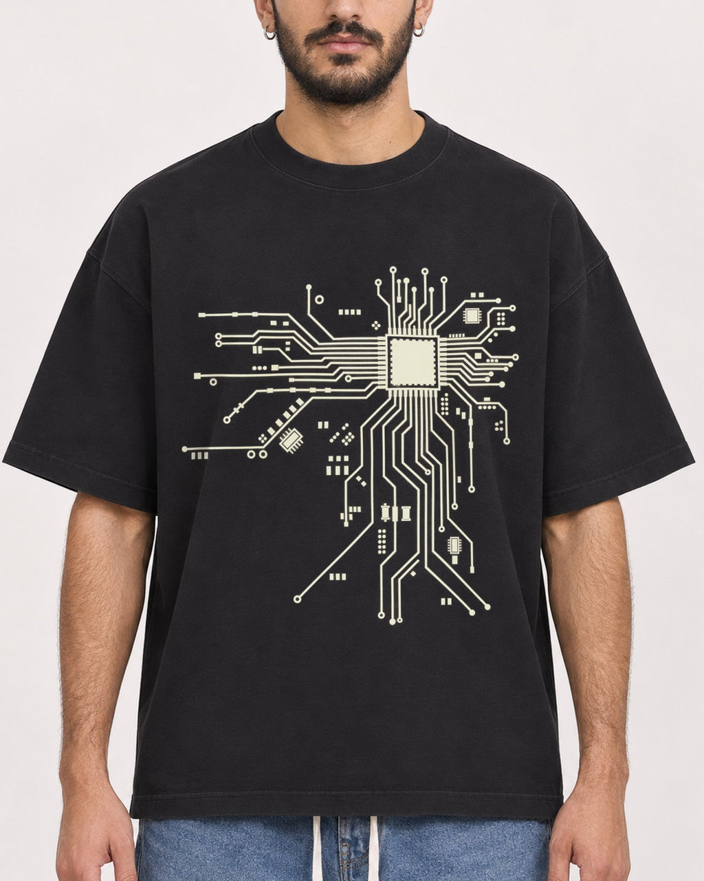 Mockup Boxy Heavyweight Tee Black male close-up 07