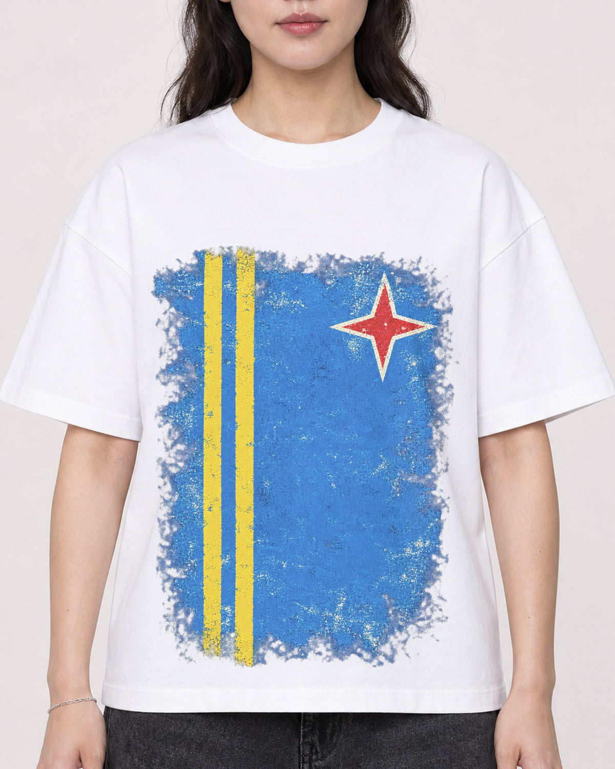 Mockup Boxy Heavyweight Tee White female close-up 03