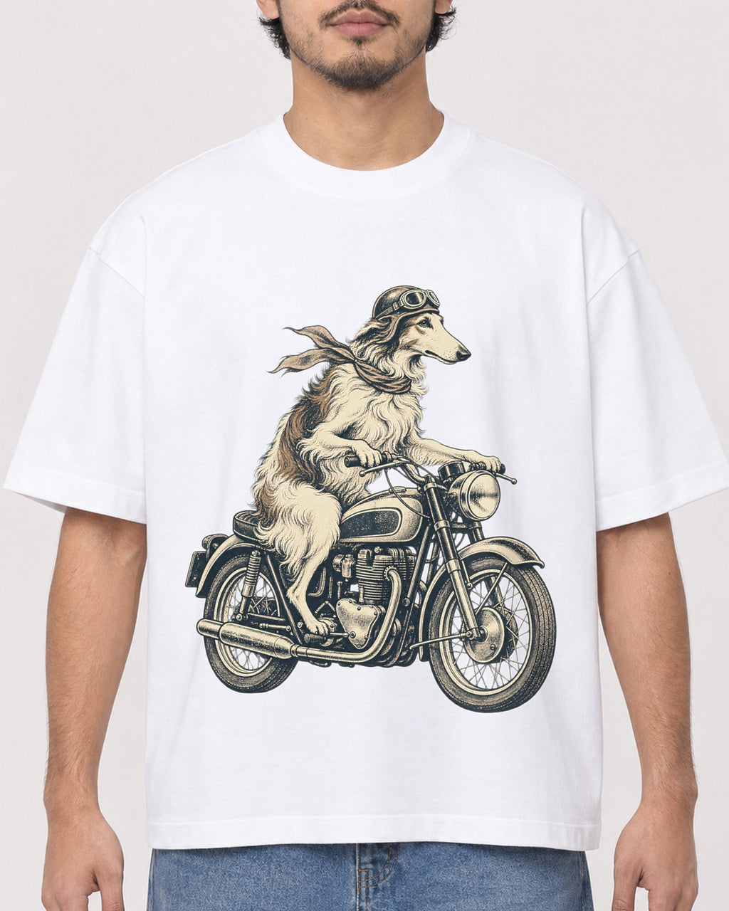 Mockup Boxy Heavyweight Tee White male close-up 02
