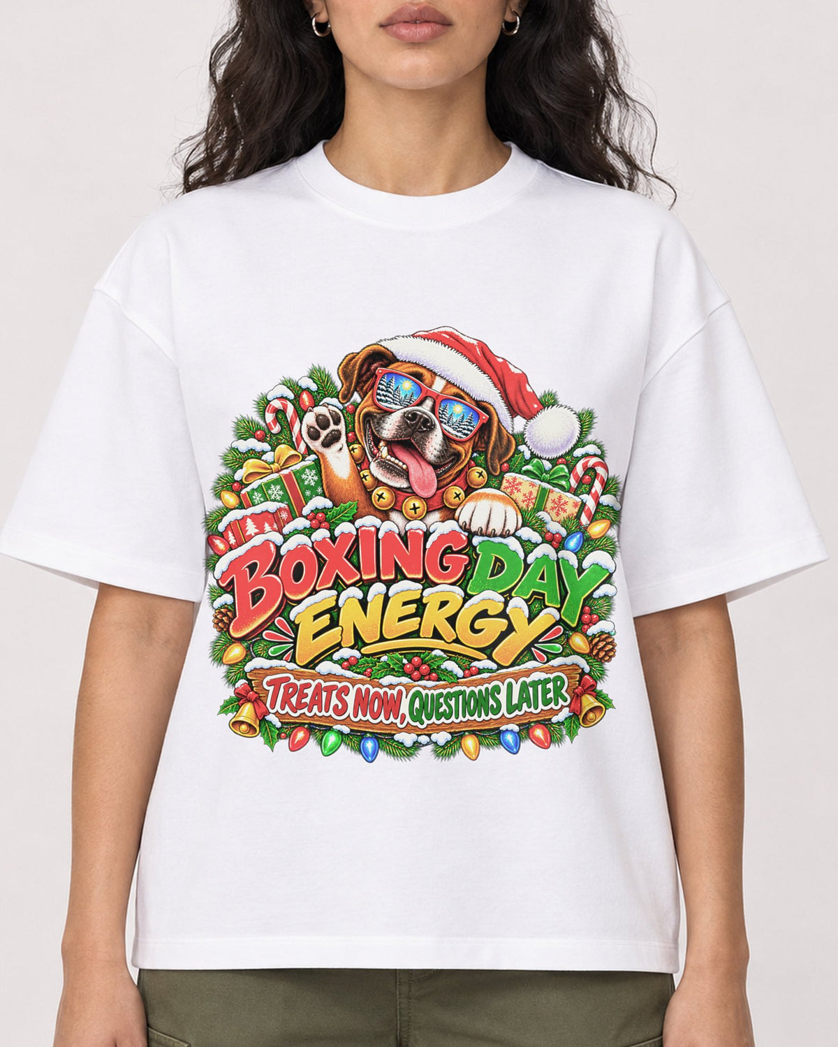 Mockup Boxy Heavyweight Tee White female close-up 07