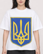Mockup Boxy Heavyweight Tee White female close-up 13