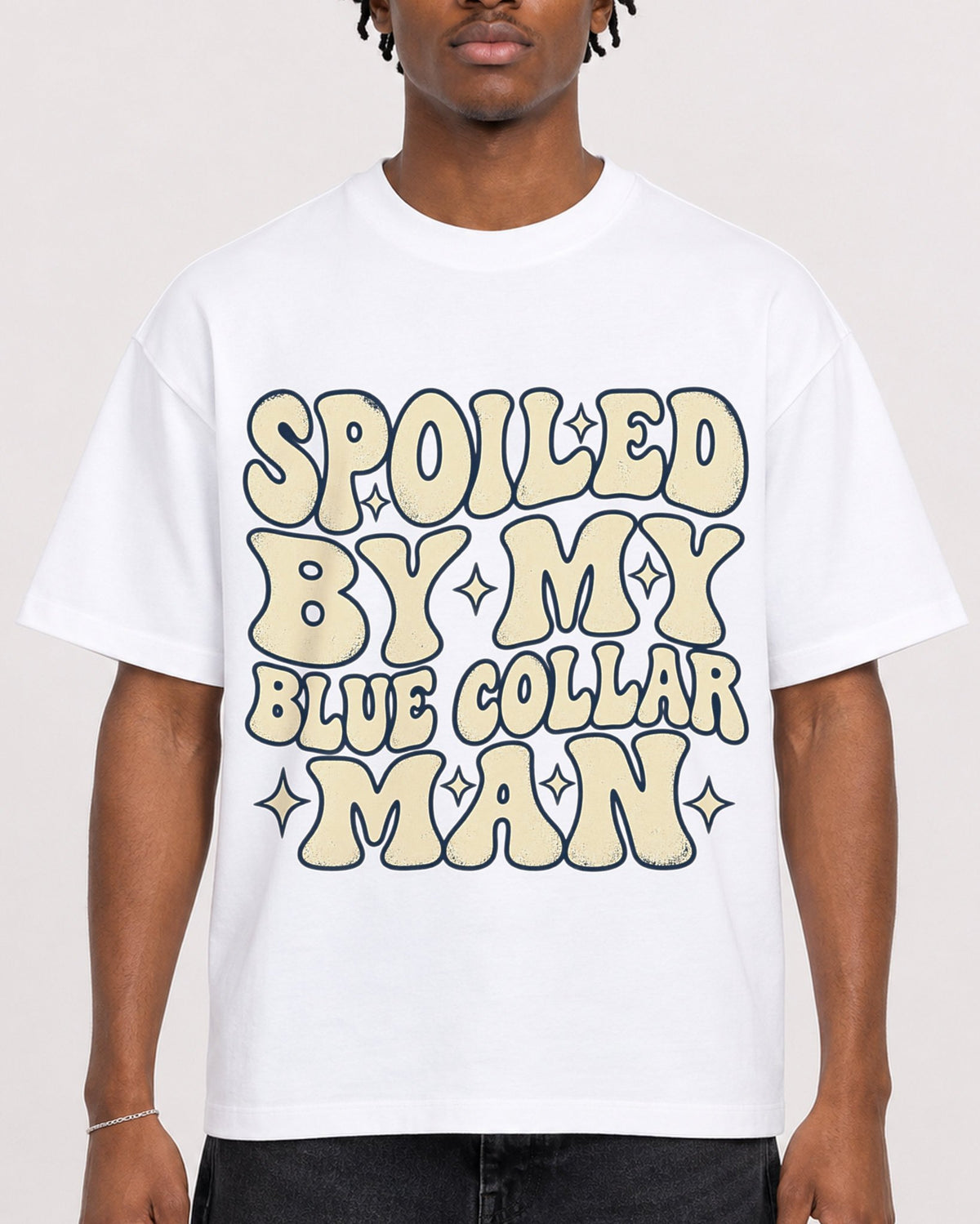 Mockup Boxy Heavyweight Tee White male close-up 05