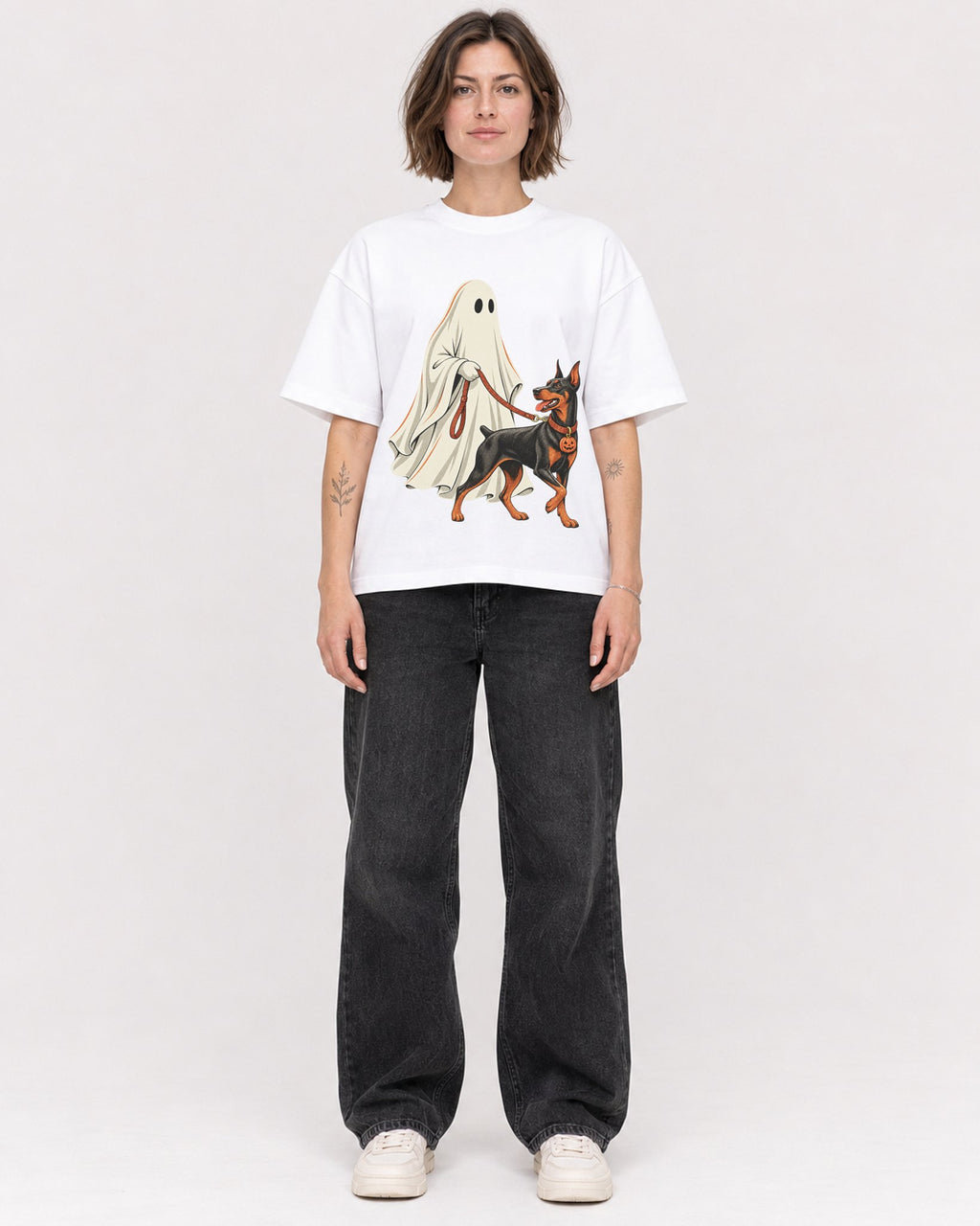 Mockup Boxy Heavyweight Tee White female full-body 18