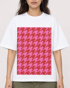 Mockup Boxy Heavyweight Tee White female close-up 02