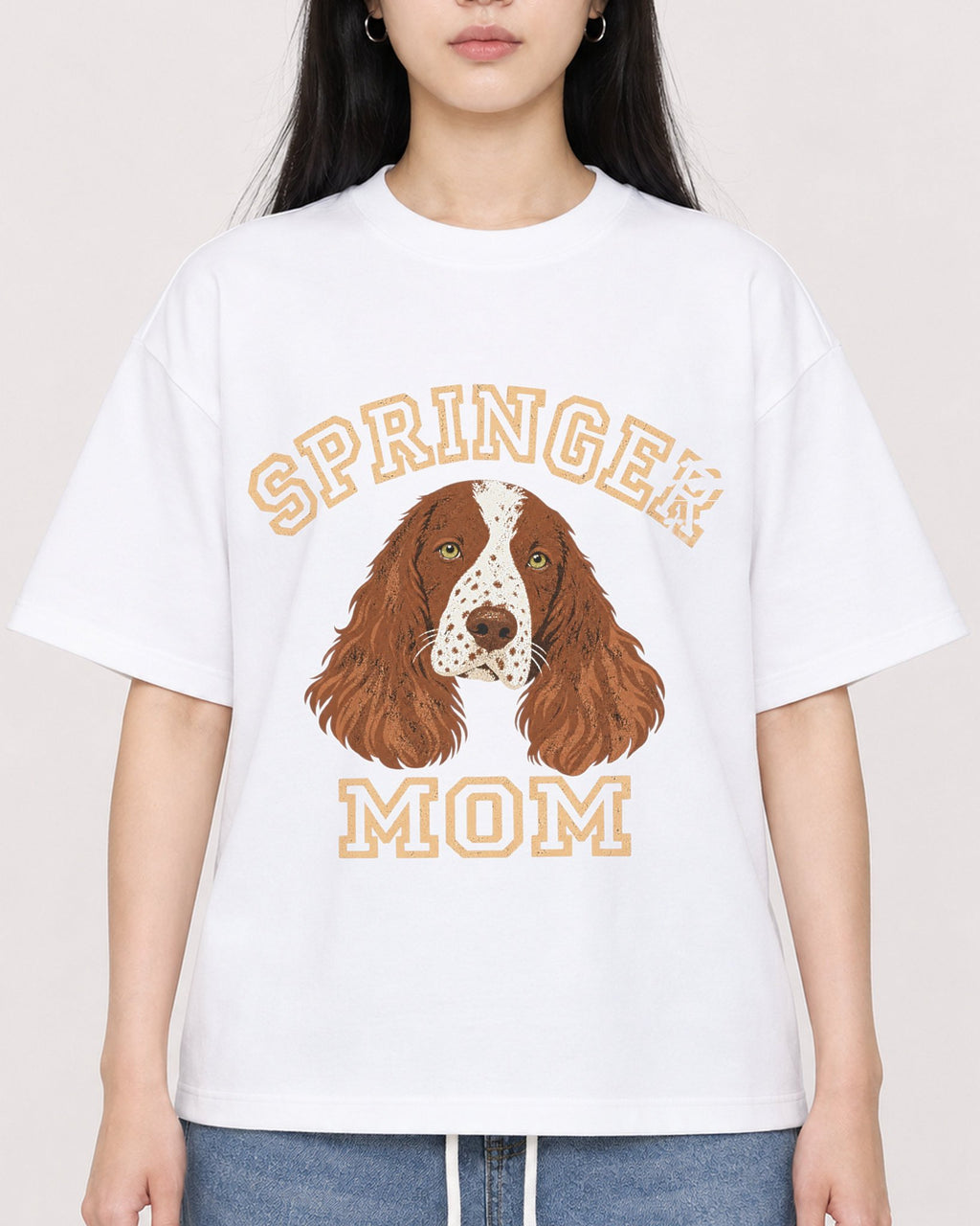 Mockup Boxy Heavyweight Tee White female close-up 01