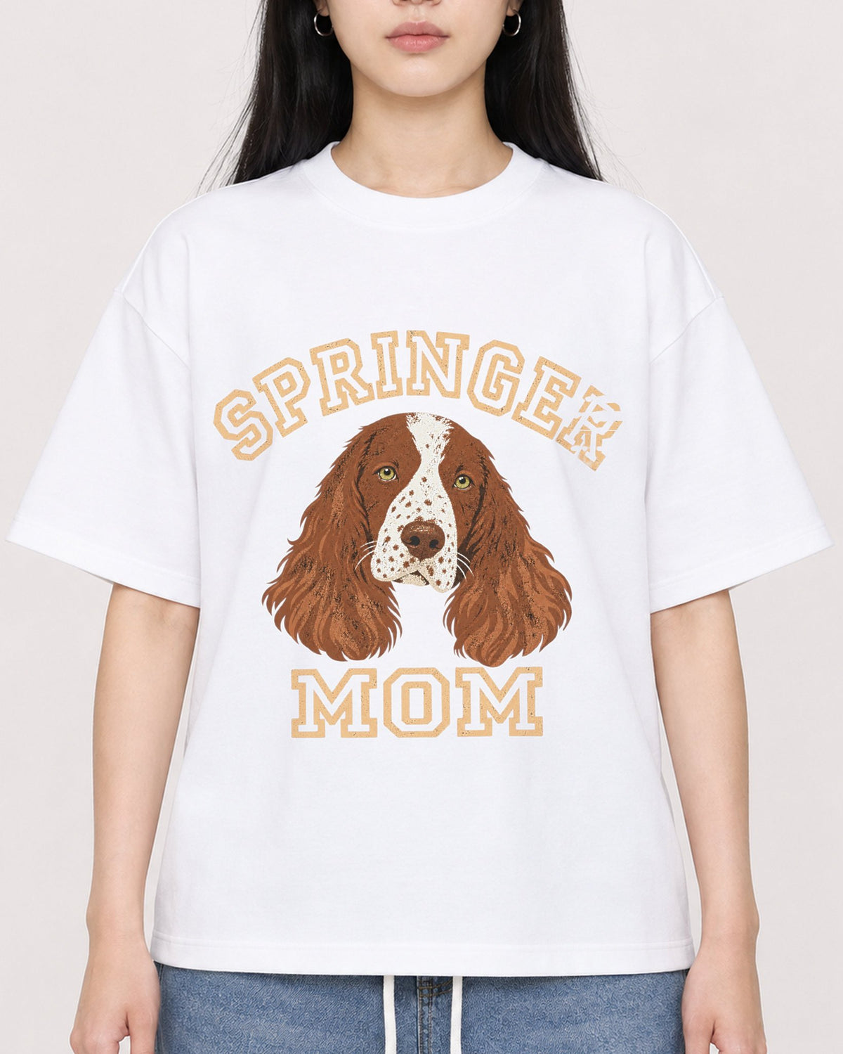 Mockup Boxy Heavyweight Tee White female close-up 01