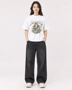 Mockup Boxy Heavyweight Tee White female full-body 03