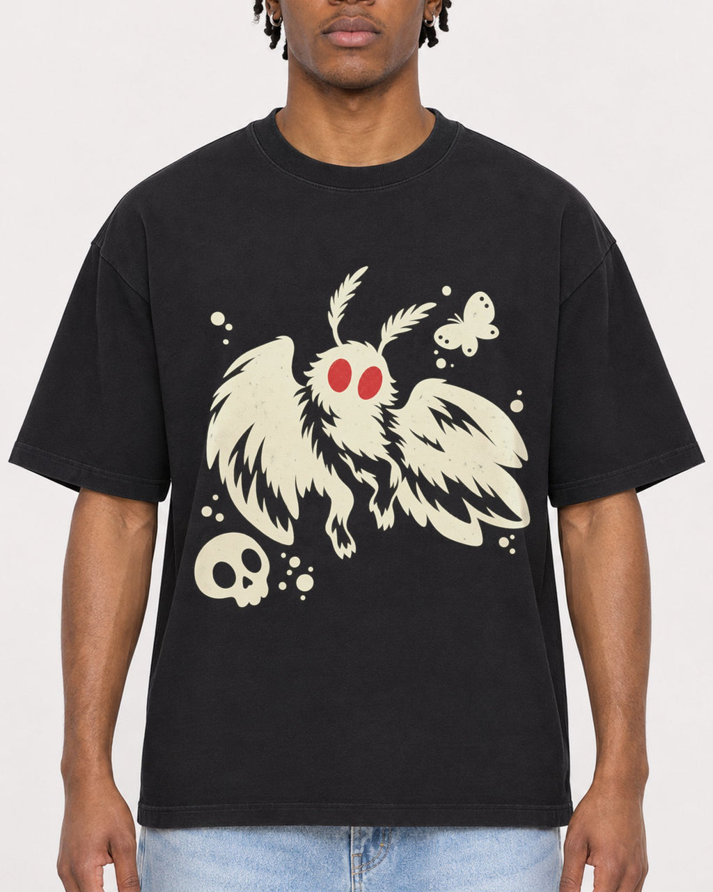 Mockup Boxy Heavyweight Tee Black male close-up 05