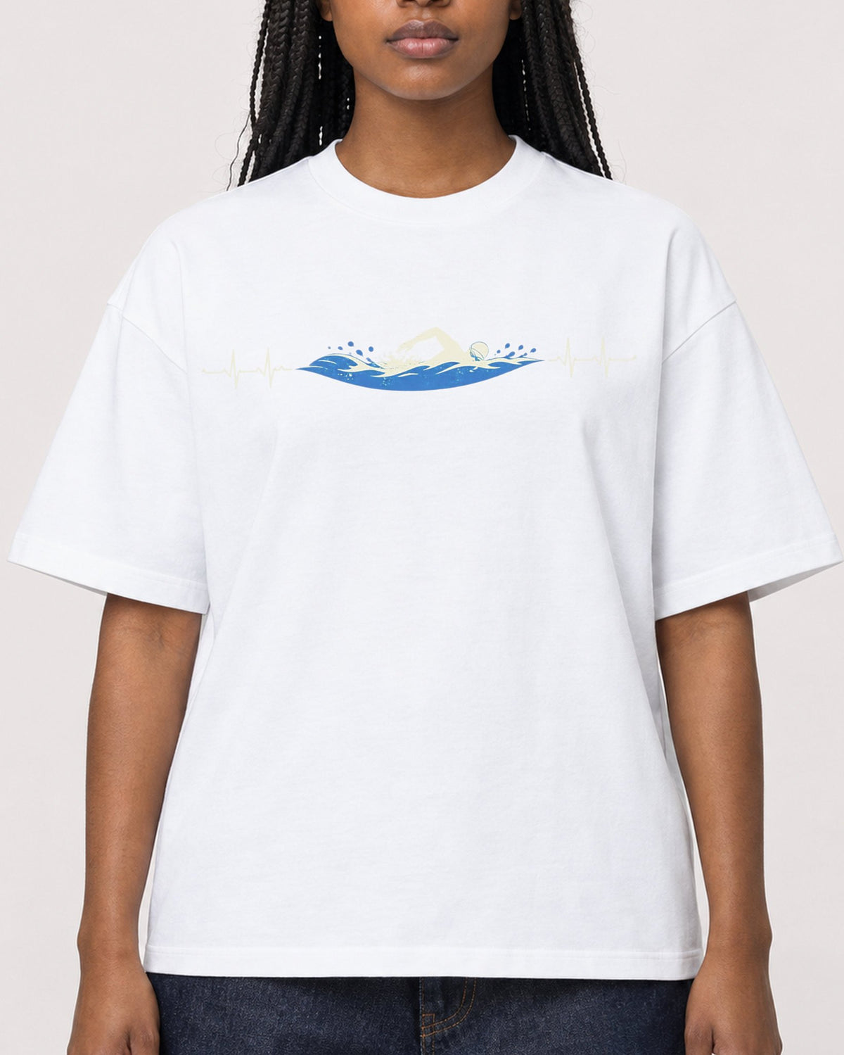 Mockup Boxy Heavyweight Tee White female close-up 04